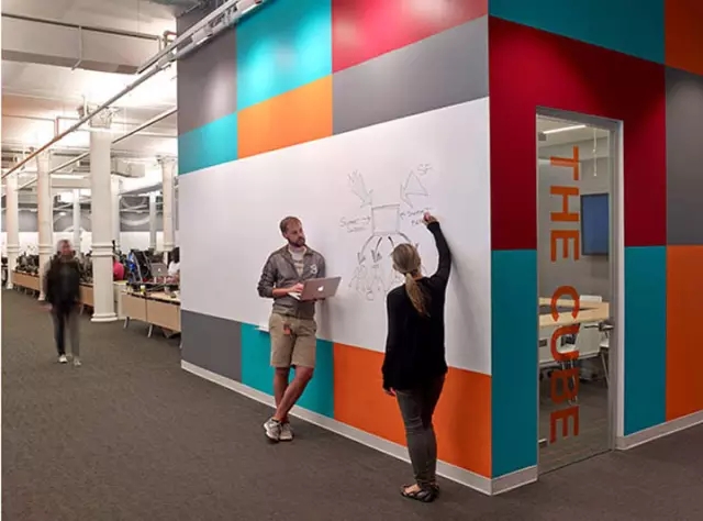 办公室设计办公室空间创意写书墙