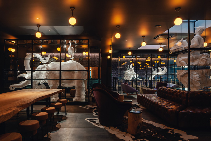 高大上的上海办公室装修适合你的企业么？