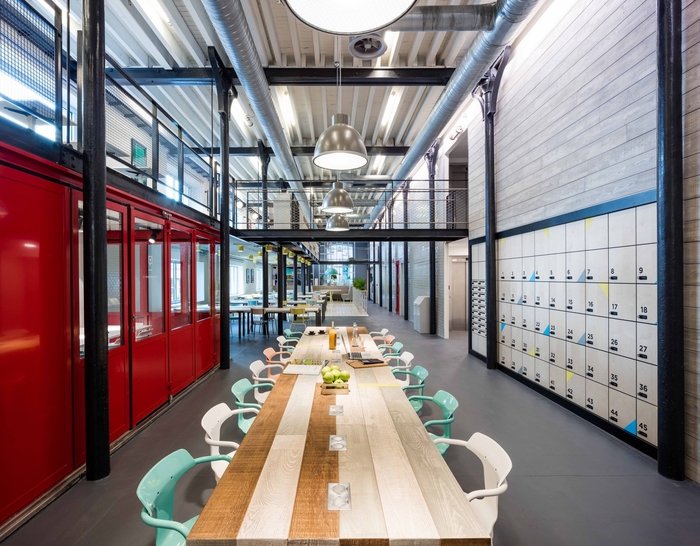 上海办公室装修各阶段的联系是什么？