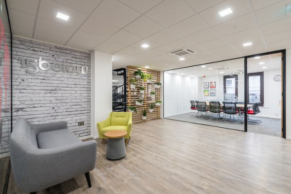 办公室装修风格体现行业类型