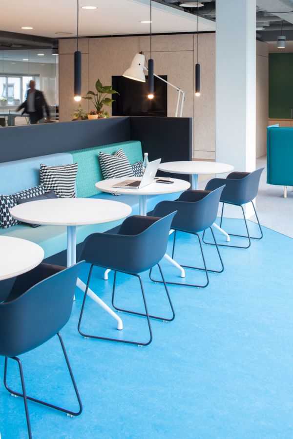 为什么上海办公室设计中冷暖色调要合理搭配？