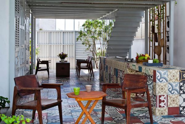 办公室设计打造的绿色铁皮屋