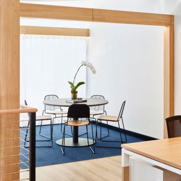 办公室装修影响比较深远