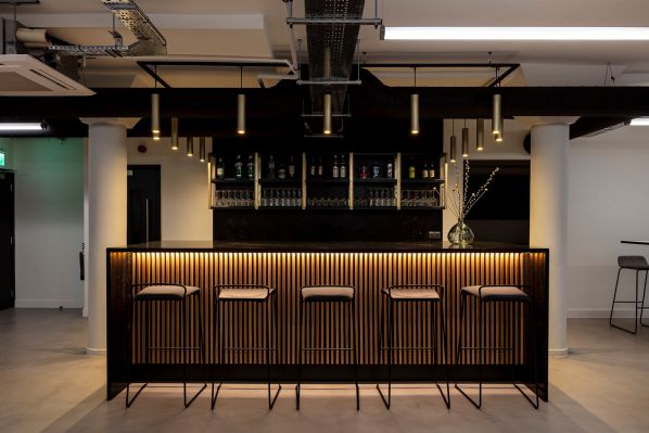 简单分析家具公司的新办公室装修